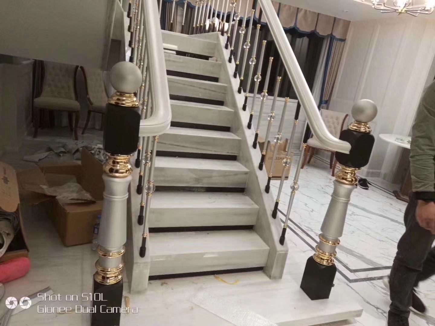 香港今晚开现场直播9