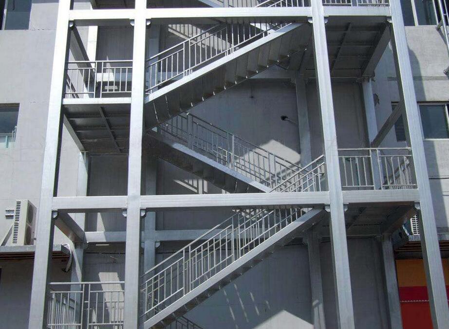 香港今晚开现场直播9